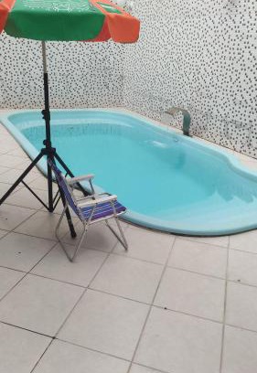 Ilha dos Bentos Casa | Piscina e área para churrasco