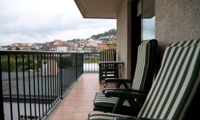 Baiona Apartamento | Piso Céntrico con Terraza y Garaje Para Tu Familia