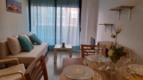 Grao de Gandia Apartamento | Piso Casa Reina Un lugar cerca del mar y el puerto