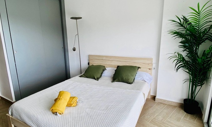 Arenys de Munt Condominio | PISO CON PISCINA
