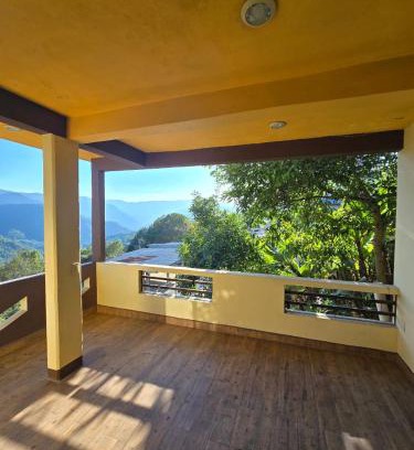 Jimenez Casa | Piso con vista a la montaña