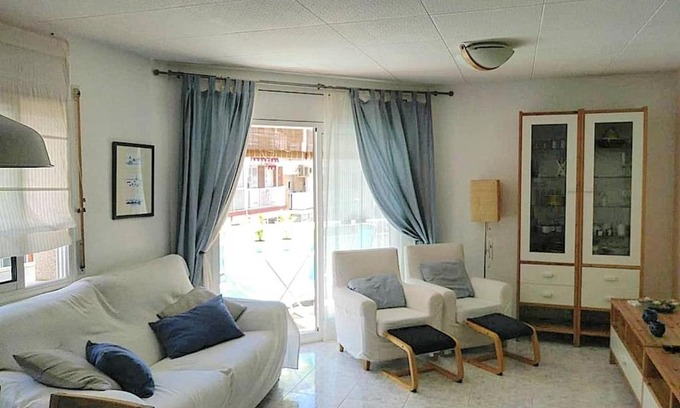 Costa Dorada Apartamento | Piso con vistas al puerto - Wifi