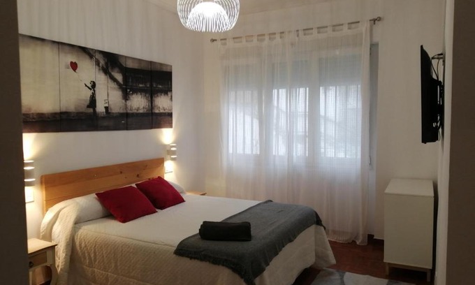 Iturrialde Apartamento | Piso luminoso, amplio y tranquilo en Casco Viejo