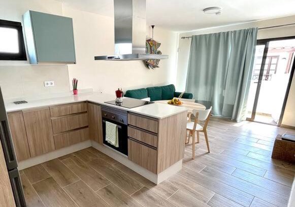 Playa Honda Apartamento | Piso renovado a 200 metros de la playa