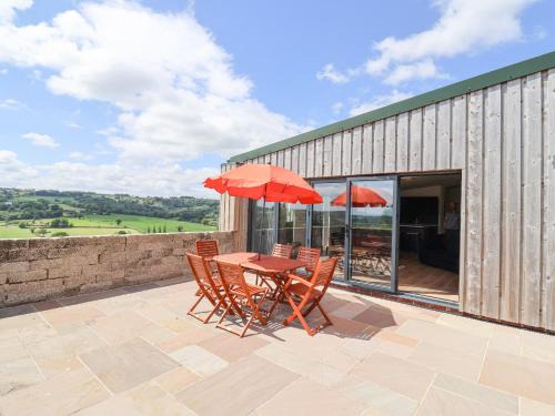Honiton Casa | Pit Close
