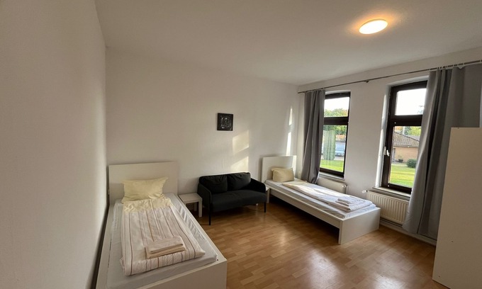 Neumuenster Casa | Plöner Straße 59 W1 - 2 bedrooms with parking space
