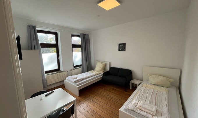 Neumuenster Casa | Plöner Straße 59 W2 - 2 bedrooms with parking space