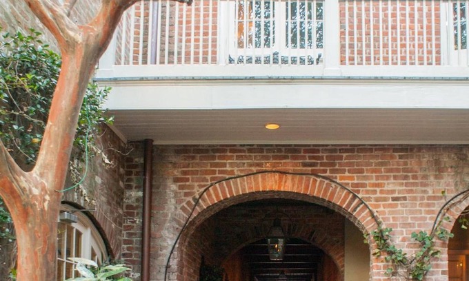 French Quarter Hotel | Place d'Armes Hotel