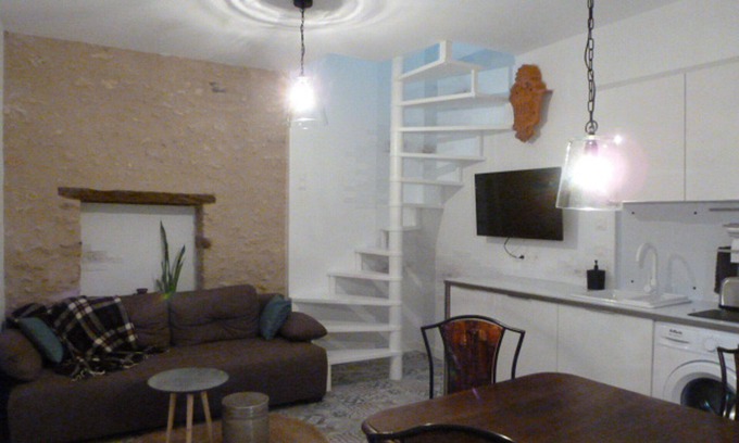 Poitiers Casa | "PLACE-DIT" Duplex 37m2 AIRE ACONDICIONADO-ESTACIONAMIENTO-JARDIN