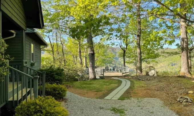 Franklin Cabina | Placid View, a Scenic Solitude - 3/2.5