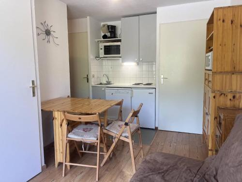 Plagne Soleil Apartamento | Plagne Soleil: Appartement 2 pièces avec balcon, accès direct pistes, centre proche commerces - FR-1-351-14