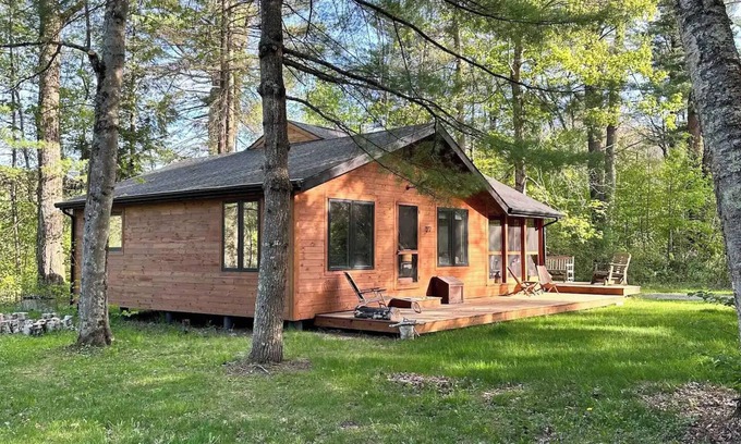 Canaan Cabaña | Plan your Berkshires by the lake