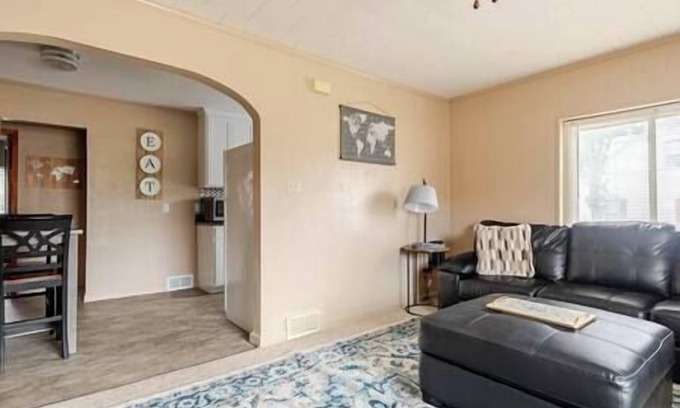Hermann Apartamento | Plane Suite at Brickhouse Inn