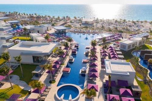 Puerto Juárez Complejo | Planet Hollywood Cancun Adult Scene by Royalton, An Autograph Collection All-Inclusive Resort - Adults Only