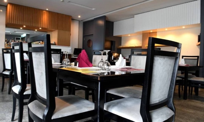 Douala Hotel | Planet Hotel