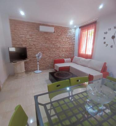 Aiora Apartamento | Planta baja, bien comunicada, cerca de la playa