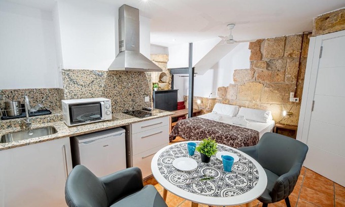 Centro histórico Apartamento | Planta baja en la muralla romana junto a la Catedral