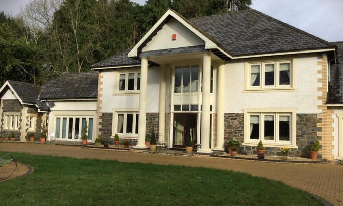 Aberystwyth Cama Y Desayuno | Plas Y Dderwen Bed and Breakfast