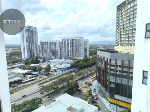 Taman Bukit Mewah Apartamento | Platino 4Bedrooms Paradigm Mall Netflix By STAY