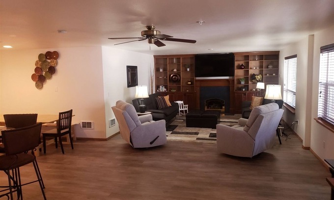 Ocean Shores Casa | Plax - In the heart of downtown
