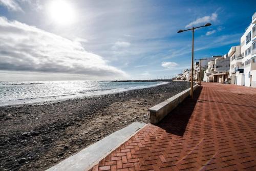 Pozo Izquierda Apartamento | Playa Azul Amplio y luminoso con vistas al mar
