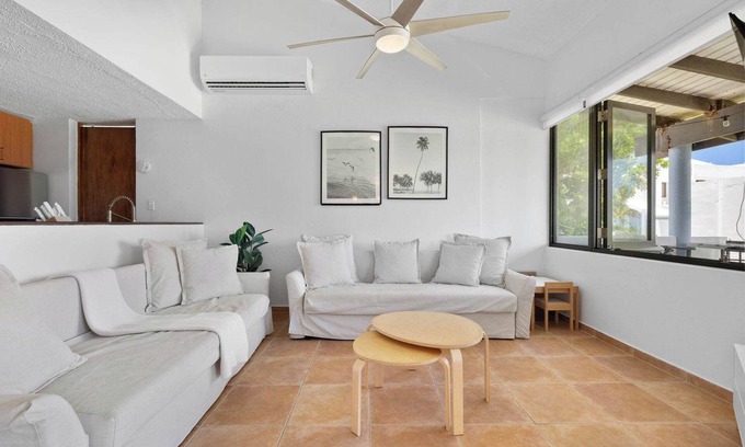 Zarzal Apartamento | Playa Collect | Beachfront Haven w. Pool