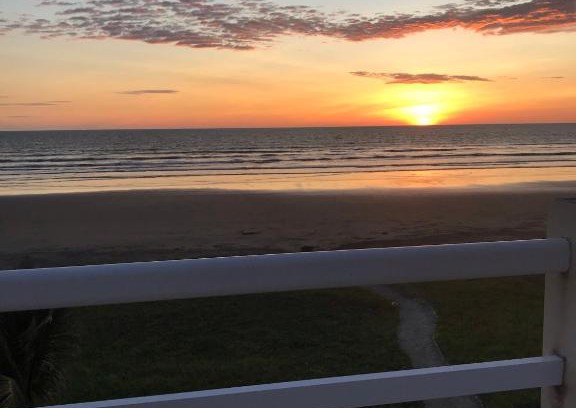 Canoa Apartamento | Playa del Sol beachfront 2bedroom condo