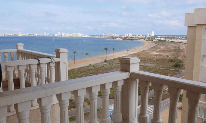 Playa Paraíso Apartamento | Playa Paraiso: estacionamiento seguro, Wi-Fi gratuito y Netflix