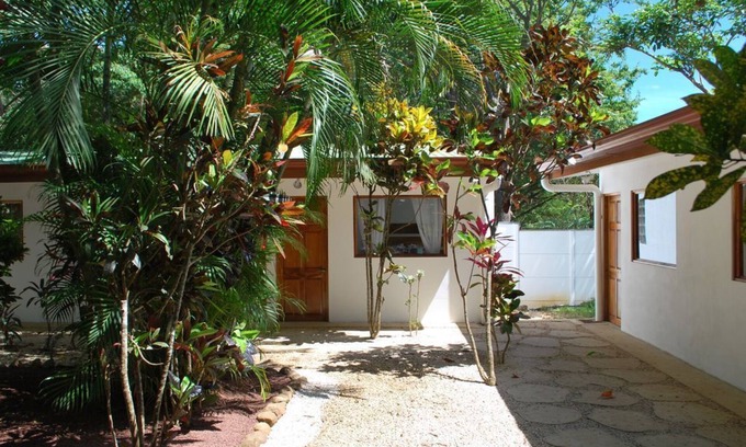 San Juanillo Casa | Jardín Playa San Juanillo Unidad 08