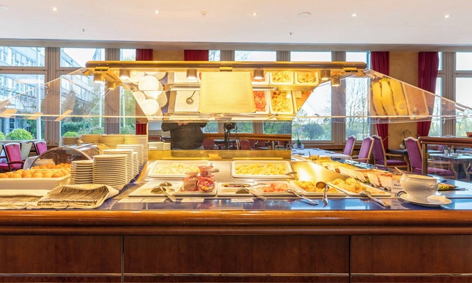 Schwerin Hotel | PLAZA Premium Schwerin; Sure Hotel Collection by Best Western