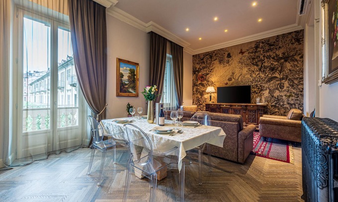 Alba Apartamento | Plaza View Luxury Apartment, Alba