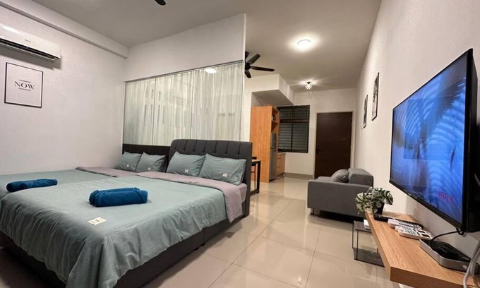 Taman Mount Austin Apartamento | Plazio 1 Bedroom & Studio
