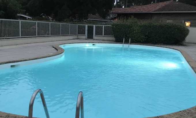 Moliets-et-Maa Apartamento | Pleasant 4/6-person apartment with swimming pool
