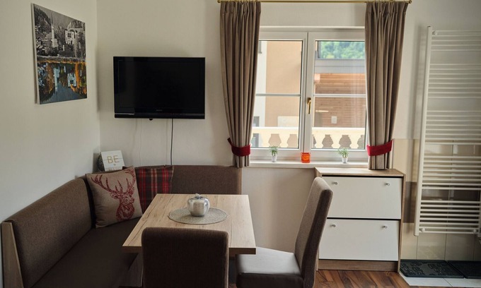 Goldegg Apartamento | Espaciosa casa de vacaciones en Goldegg cerca de la zona de esquí