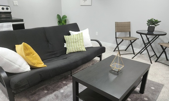 Brooklands Casa | Pleasant home with snazzy finishing. Proximity to the airport and downtown