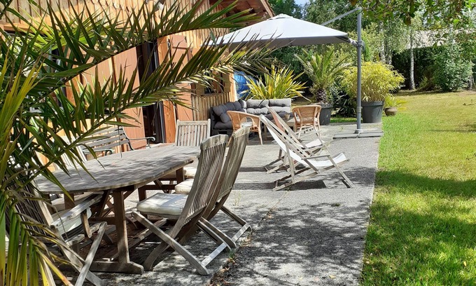 Le Porge Casa | Pleasant house on large plot with swimming pool
