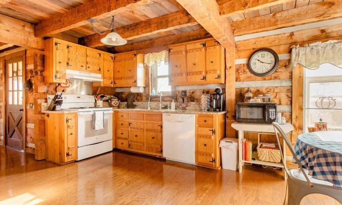 Cottontown Cabina | La cabaña en Roney Creek Farm