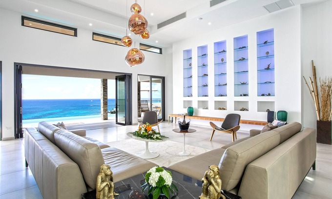 Pelican Key Villa | Bella Vita in Pelican Key by Personal Villas - Spacious and Sophisticated Villa