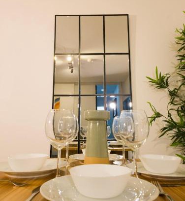 Splott Apartamento | Plenty of Parking Available; 3 Bedroom Apartment by Property Promise