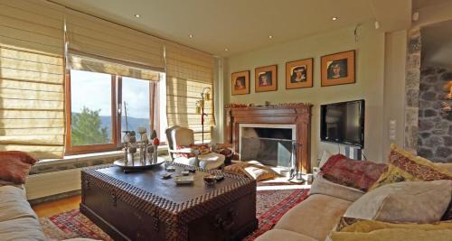 Arachova Chalet De Esquí | Plethora Arachova Luxury Chalet