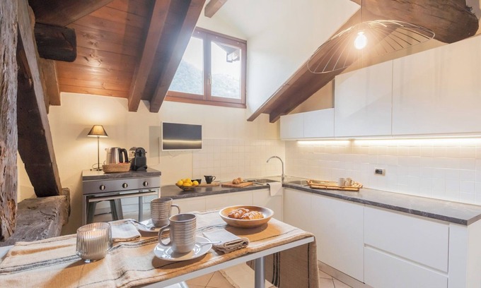 Como City Centre Apartamento | Plinio 10 by Rent all Como