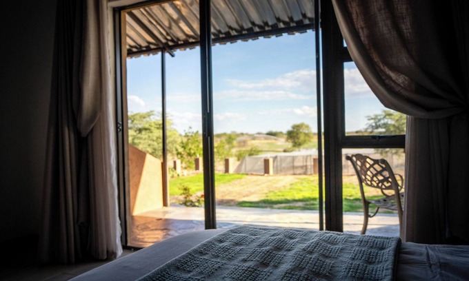 Ghanzi Cama Y Desayuno | Plot19 Self catering