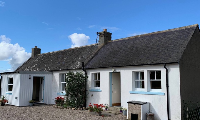 Forres Cabaña | Ploughmans Cottage - a rural that sleeps 4 guests in 2 bedrooms