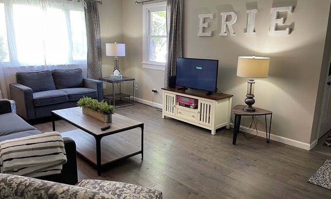 Huron Casa | Plum Brook Duplex - Minutes from Cedar Point