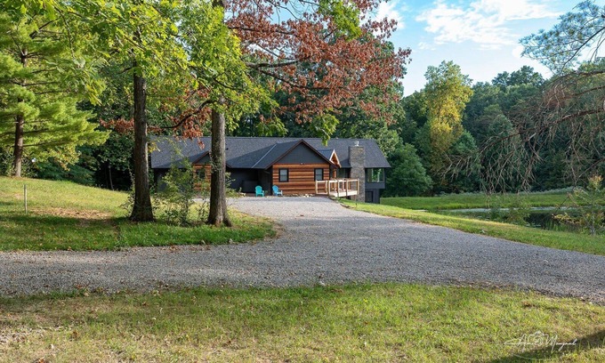 Helmsburg Casa | Plum Creek Lodge | Rustic Luxury Retreat