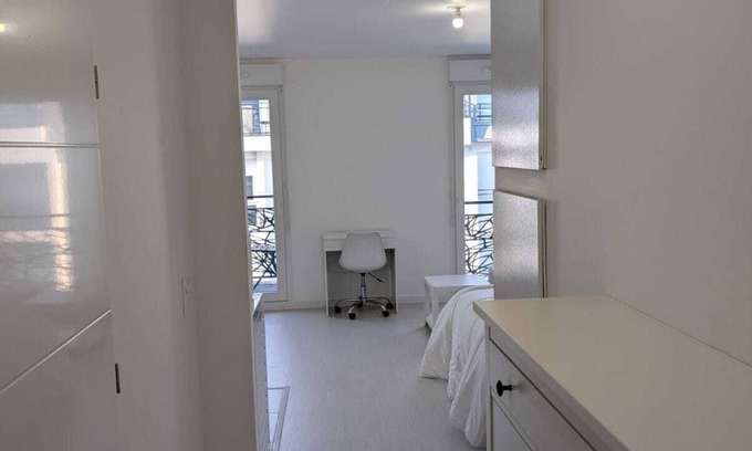 Sartrouville Apartamento | Plume Studio Sartrouville, 20 minutes from Paris