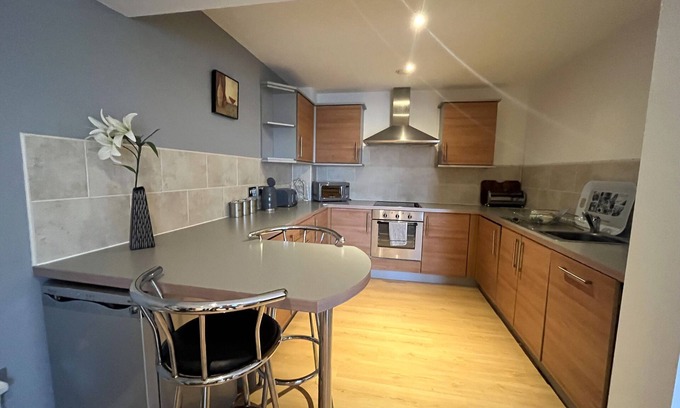 Wakefield Apartamento | Plush 2 Bedroom Apartment Close to Wakefield City Centre