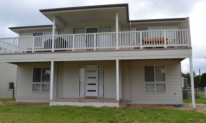 Venus Bay Casa | Pluto Palace- amazing property in first estate