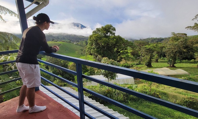 Vara Blanca Casa | Casa Volcano Poas Panoramic Jungle Views