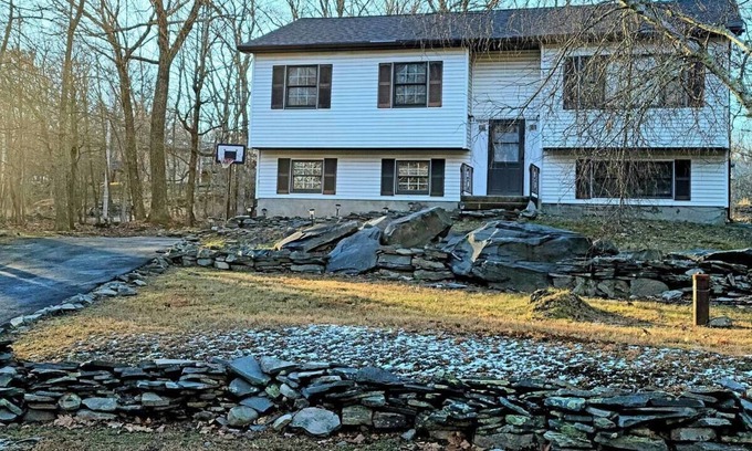 Pocono Mountain Lake Casa | Pocono's Retreat with Gameroom, Firepit, and Lake